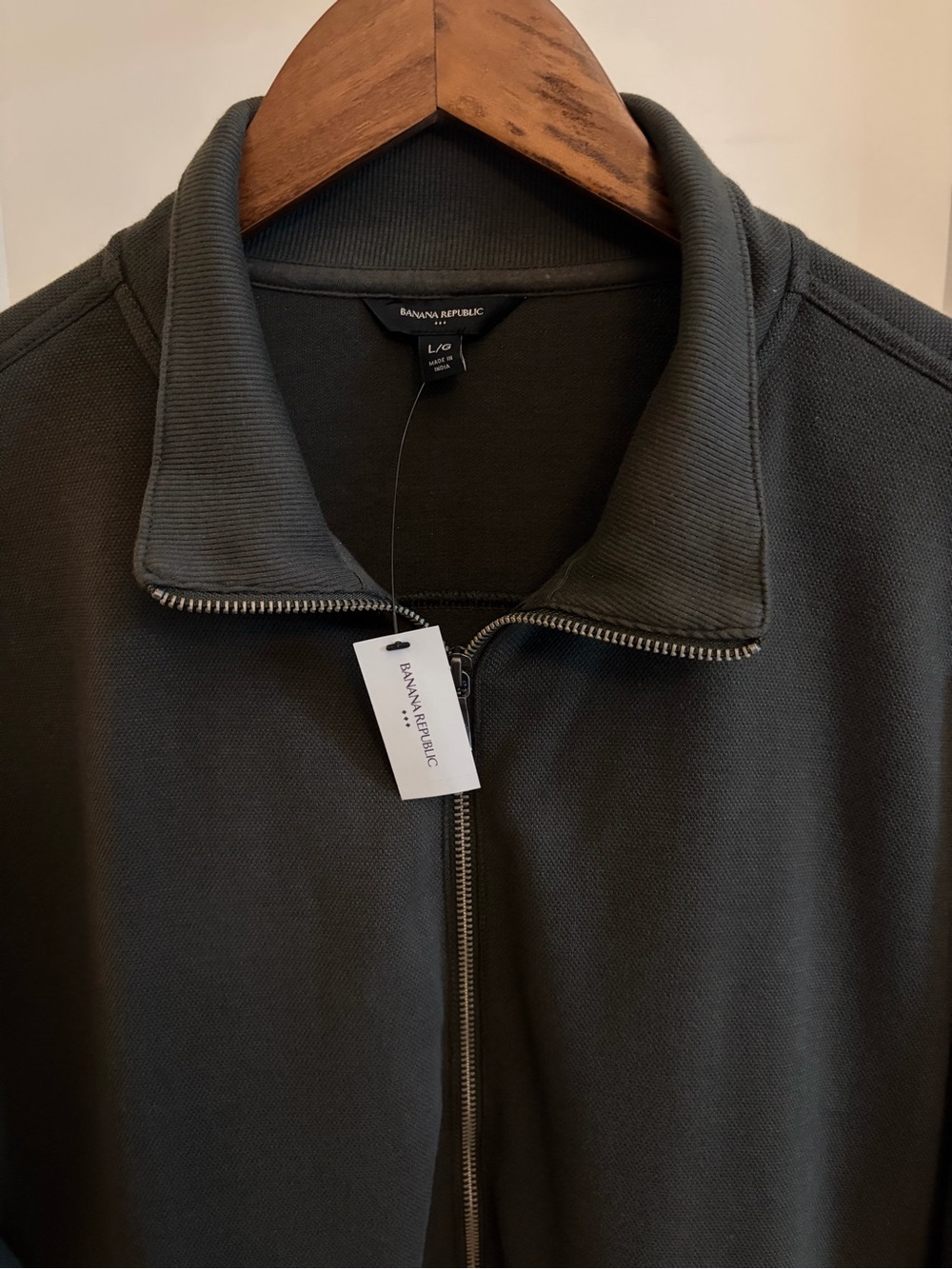 Banana Republic Men’s dark Olive Zip-Up Sweater Jacket